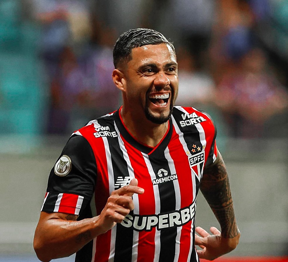 atletico-go-notificara-sao-paulo-sobre-venda-de-wellington-rato-ao-vitoria