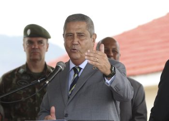 Defesa diz que Braga Netto não é “desobediente” e pede a Moraes que solte general