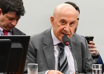 Relatório da LDO de 2025 prevê mais exigências para a meta fiscal