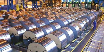 CSN (CSNA3) e CSN Mineração (CMIN3) recuam em meio a pressões operacionais