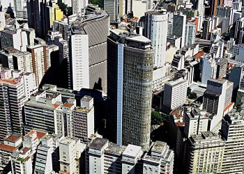 Uma a cada cinco pessoas no Brasil mora de aluguel