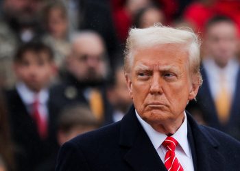 Posse de Trump, Fórum de Davos, leilão do BC, Focus e mais destaques desta 2ª