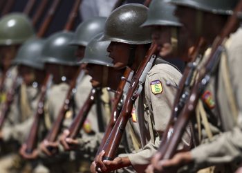 Analistas criticam impunidade de militares na história do país