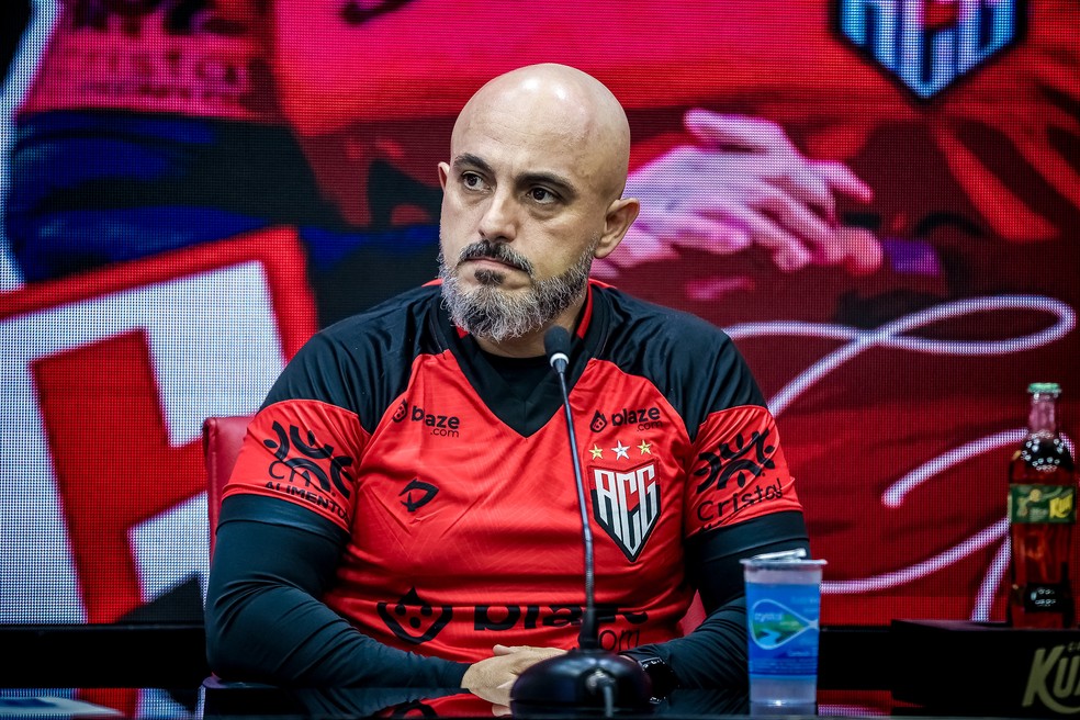 rafael-guanaes-lamenta-empate-no-atletico-de-e-destaca-mudancas-por-necessidade