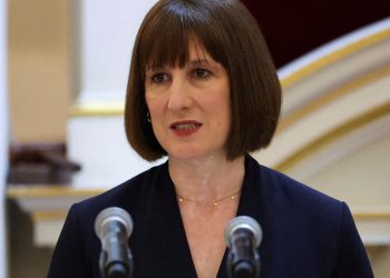 Fiscal também é problema nos EUA e Europa, mas por que Brasil sofre mais com o tema?