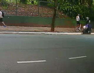 Polícia investiga se bandido que matou ciclista atirou em motociclista horas depois