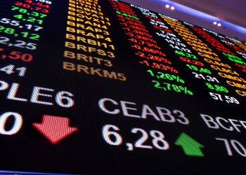 Ibovespa fecha 1º pregão de agosto com queda, após Copom; Vale e Petrobras recuam