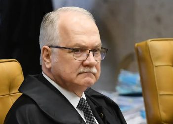 Fachin vota para manter restrições a operações policiais no RJ; julgamento é suspenso