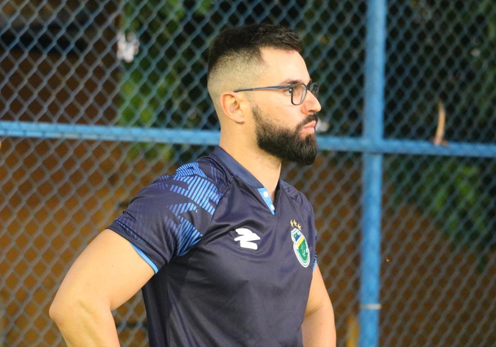 crac-surpreende-ao-demitir-tecnico-apos-vitoria-fora-de-casa3A-luan-carlos-assume-comando-em-busca-de-resultados-no-campeonato-goiano