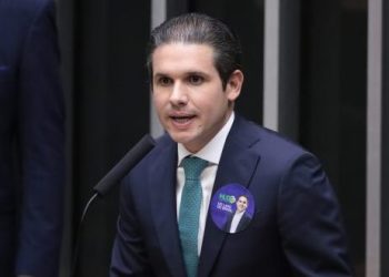 PEC do Semipresidencialismo ganha impulso com Hugo Motta na Câmara