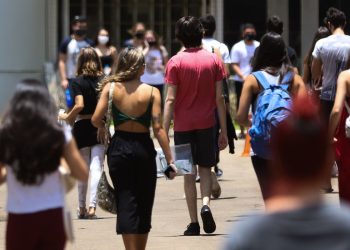 Inscrições para o Fies 2025 terminam nesta sexta-feira