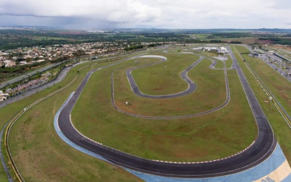 goias3A-secretaria-de-esporte-e-lazer-abre-14-vagas-para-arquitetos-e-engenheiros-em-goiania.-salarios-de-ate-r24-102C8-mil0A0A