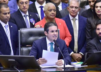 “O povo brasileiro não quer discórdia, quer emprego”, diz Hugo Motta