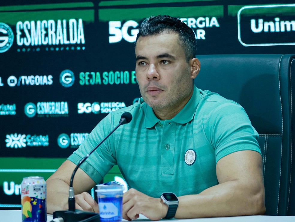 jair-ventura-elogia-producao-ofensiva-do-goias-e-projeta-classico-contra-o-atletico-go
