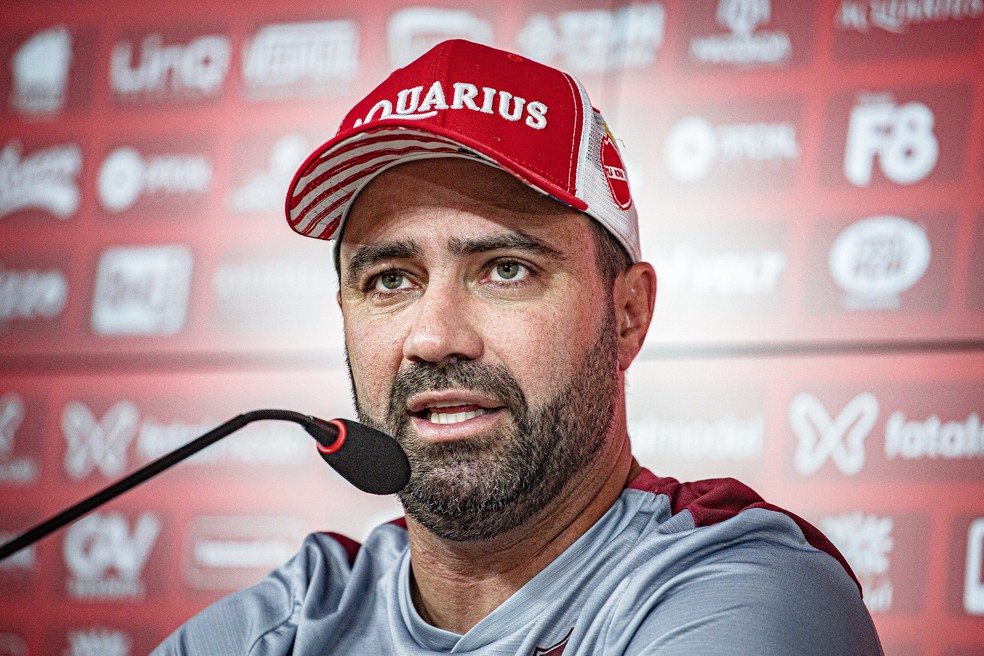 lacerda-assume-responsabilidade-e-confia-na-evolucao-do-vila-nova