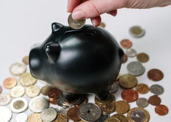 4 erros para evitar ao investir em renda fixa em 2025, segundo a XP