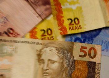 Brasileiros sacaram R$ 241 milhões em valores a receber em dezembro