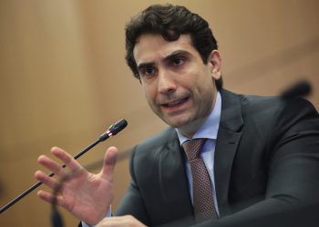 Galípolo reforça que, no curto prazo, País vai conviver com IPCA acima da meta