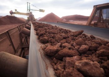 EUA pressionam Ucrânia por trégua rápida em troca de acordo sobre minerais