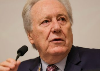 Governo entrega PEC da Segurança Pública ao presidente da Câmara