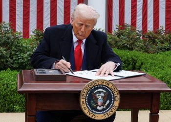 Tarifas de Trump significam ruptura no comércio internacional, dizem especialistas