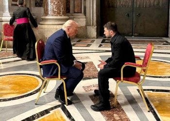 EUA e Ucrânia assinam acordo sobre acesso a recursos naturais