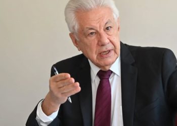 “O projeto da anistia não morreu”, diz Chinaglia, novo líder da maioria na Câmara