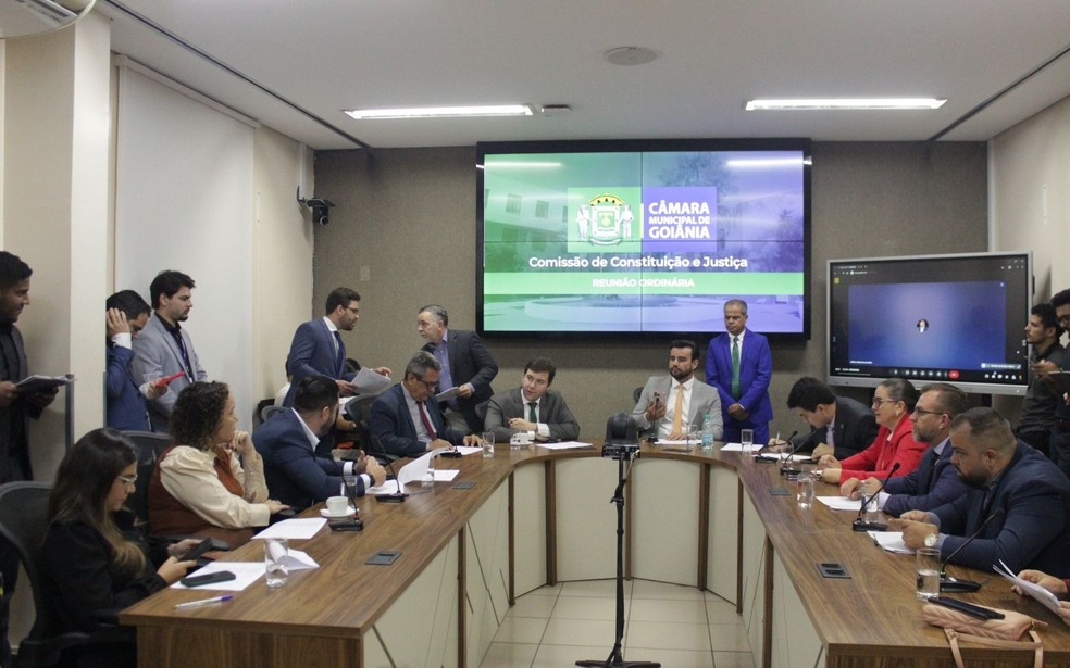 ccj-da-camara-de-goiania-aprova-projeto-de-aumento-de-taxa-de-fiscalizacao-de-agua-e-esgoto