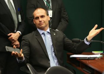 Maioria do STF mantém indenização de Eduardo Bolsonaro a jornalista