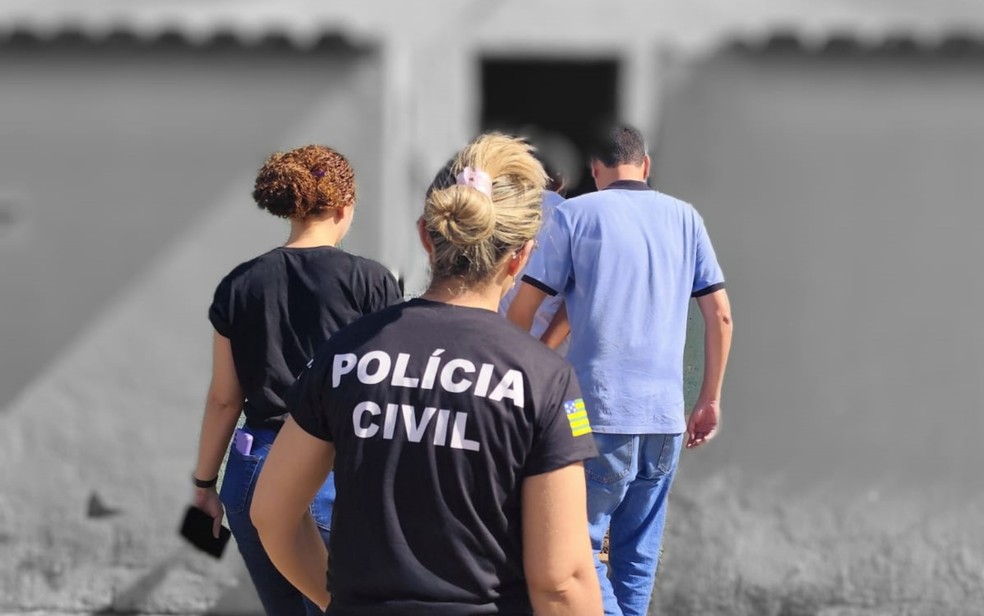 funcionario-de-supermercado-e-preso-por-estelionato-apos-golpe-de-r24-200-mil-em-ex-patrao-e-promessa-de-cura-para-cancer-da-ex-conjuge2C-diz-delegado