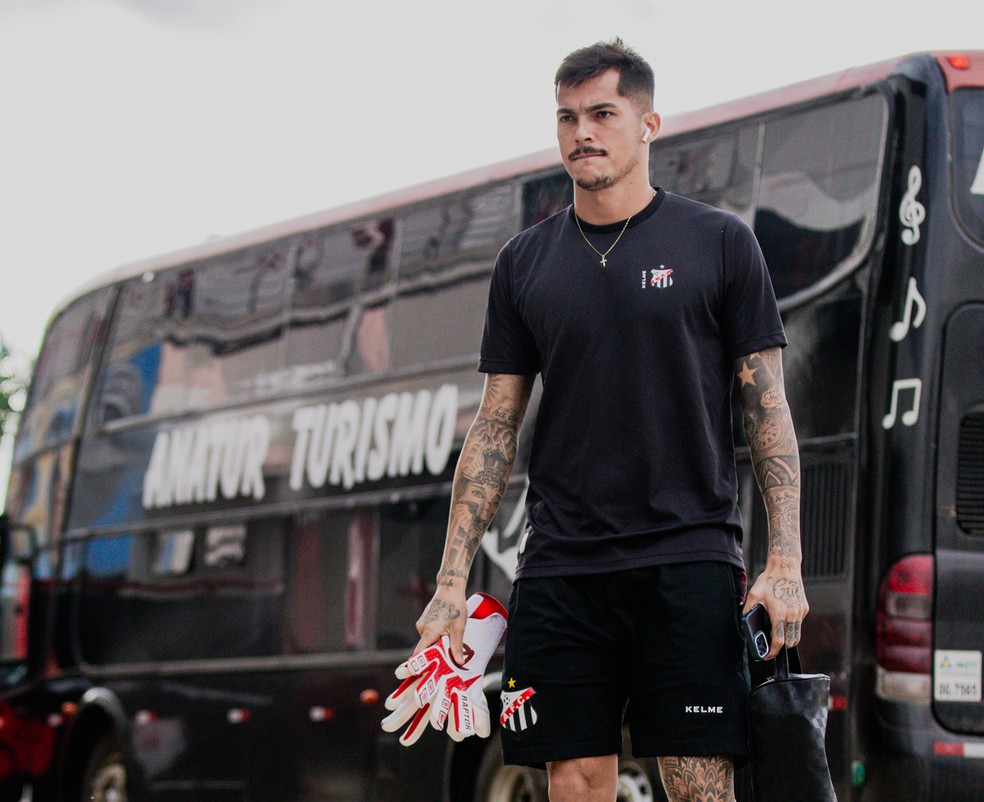 goleiro-paulo-henrique2C-destaque-do-anapolis2C-na-mira-de-guarani-e-atletico-go-antes-da-serie-c