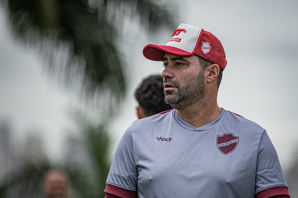 lacerda-preve-classico-dificil-com-goias-e-lamenta-desfalques3A-22o-mais-complicado-do-ano-ate-agora22