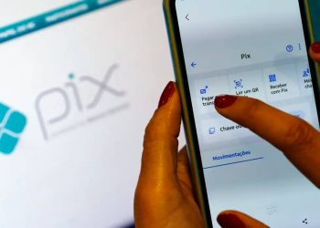 Prejuízo com fraudes no Pix cresce 70% e atinge R$ 4,9 bi em 2024, segundo BC