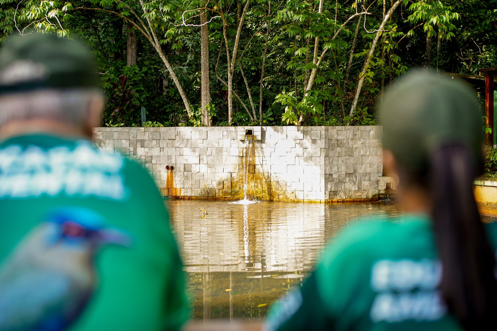 prefeitura-de-anapolis-implementa-tratamento-biologico-em-lagos-para-melhorar-a-qualidade-da-agua