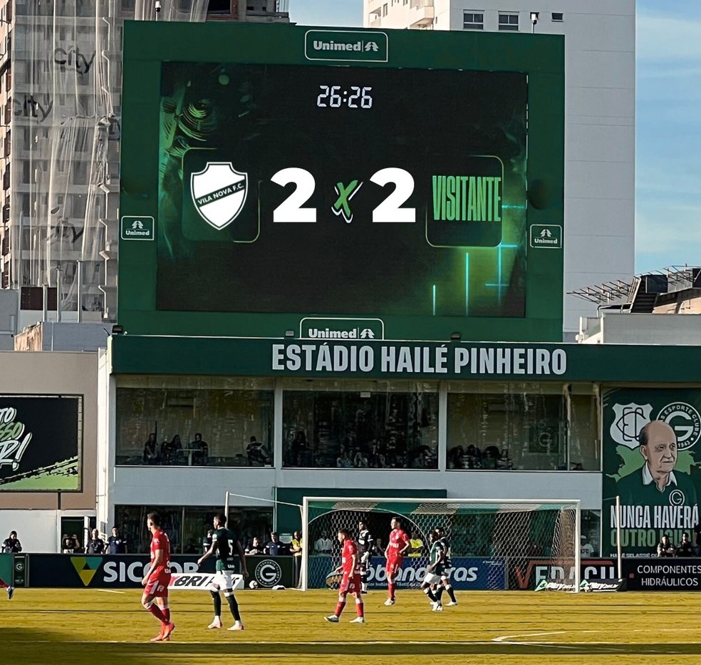 vila-nova-provoca-rival-goias-apos-empate-na-serie-b3A-a-rivalidade-em-campo-e-nas-redes-sociais