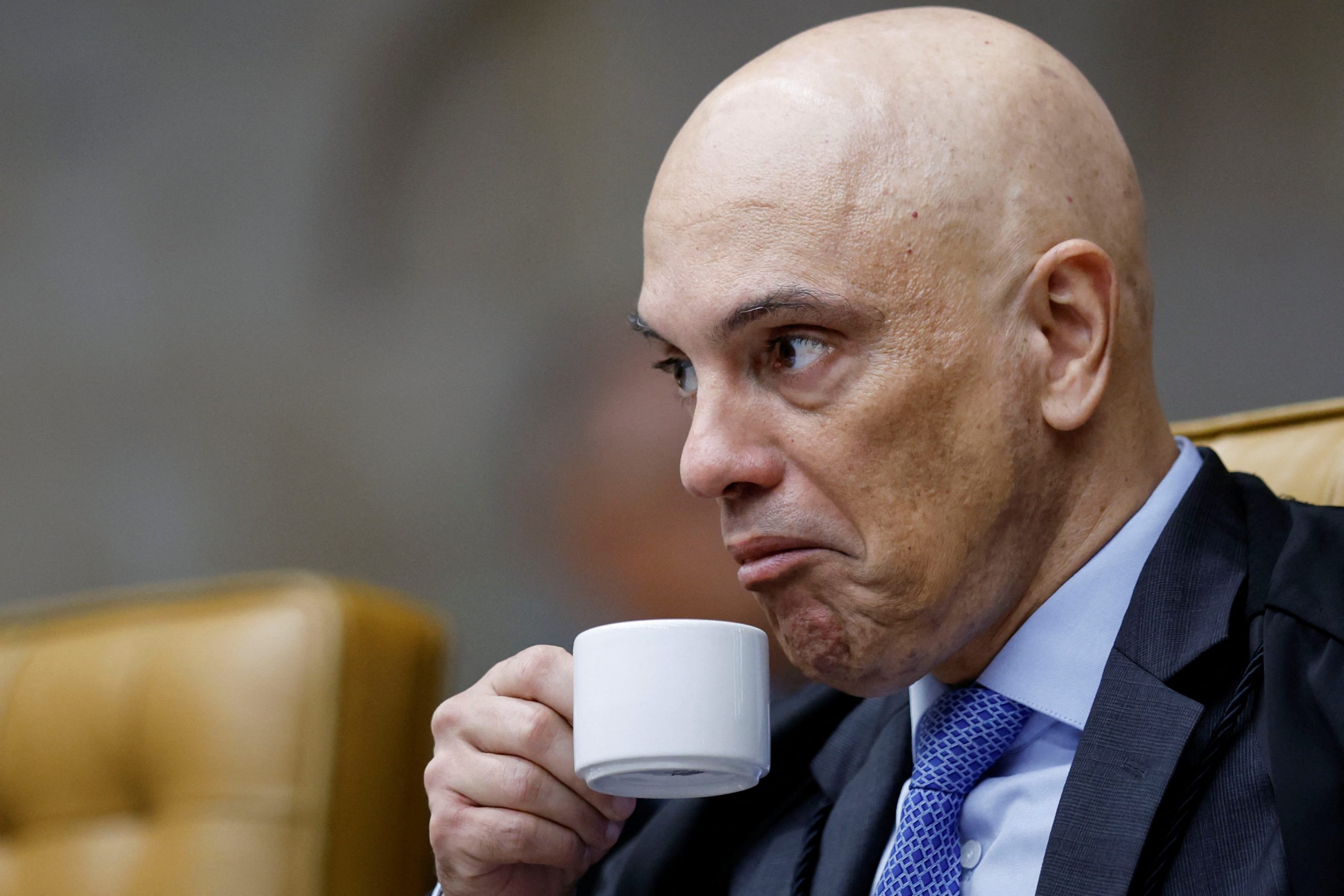 2025-02-25T210522Z_1_LYNXNPEL1O0SA_RTROPTP_4_BRAZIL-BOLSONARO.jpg