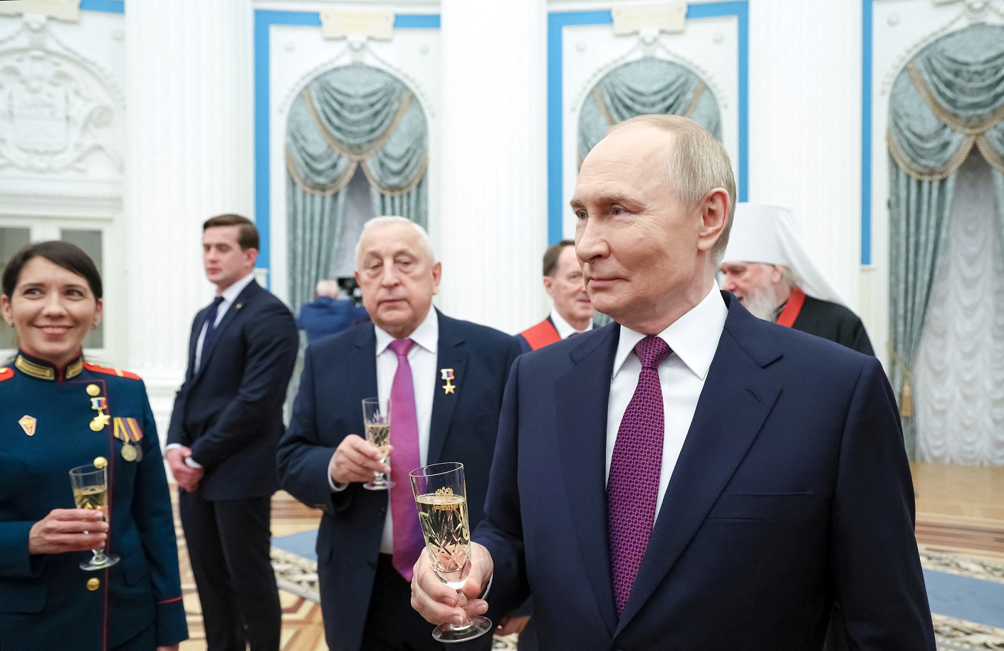 2025-05-22T165855Z_2005950192_RC24NEAQ1P60_RTRMADP_3_RUSSIA-PUTIN.jpg