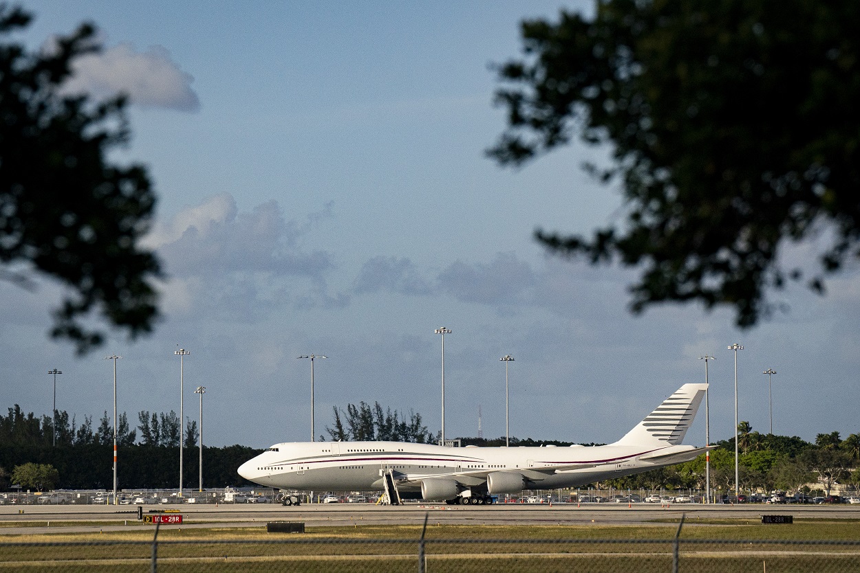 TRUMP-QATAR-PLANE-1.jpg
