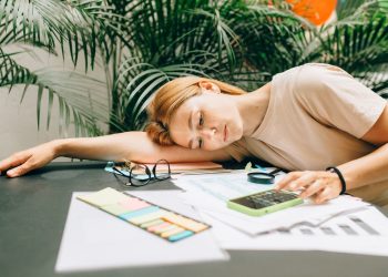 ‘Bico’ é a estratégia de brasileiros inadimplentes