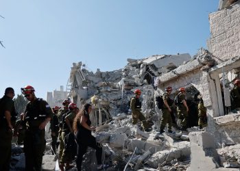 Fracasso em derrubar regime do Irã levou a cessar-fogo, diz general