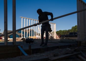 Queda na imigração complica análise dos dados de emprego dos EUA pelo Fed