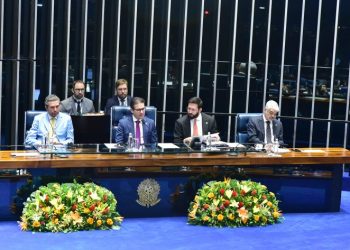 Parlamentares do BRICS defendem cooperação e regulação inclusiva da inteligência artificial – Notícias