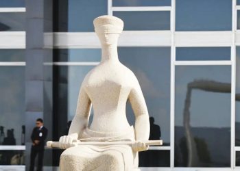 STF retoma julgamento sobre responsabilidade das redes sociais