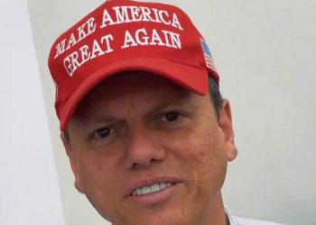 Ministros de Lula criticam Tarcísio por tarifaço de Trump, e governador rebate