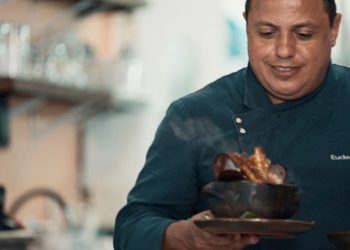 “Chefs do Brasil” leva gastronomia caiçara à TV Brasil neste sábado