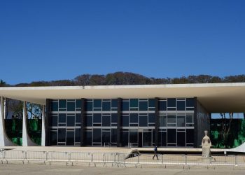 Plano de golpe era cenário de inteligência militar, diz réu ao STF