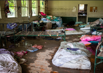 Mortes por inundações no Texas superam 50 pessoas e há previsão de mais chuvas