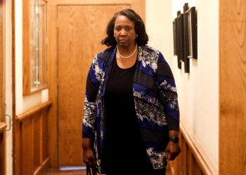 Audiência sobre demissão de Cook, do Fed, por Trump termina sem decisão