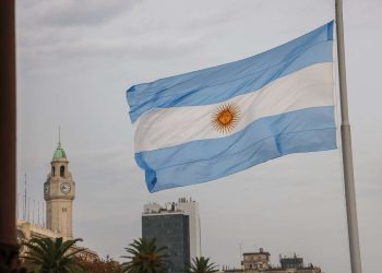 Longe da mira de Trump, Argentina desperta interesse de Brasil e China por M&As