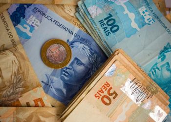 STF julga ação sobre fator previdenciário com impacto de R$ 131,3 bi; entenda